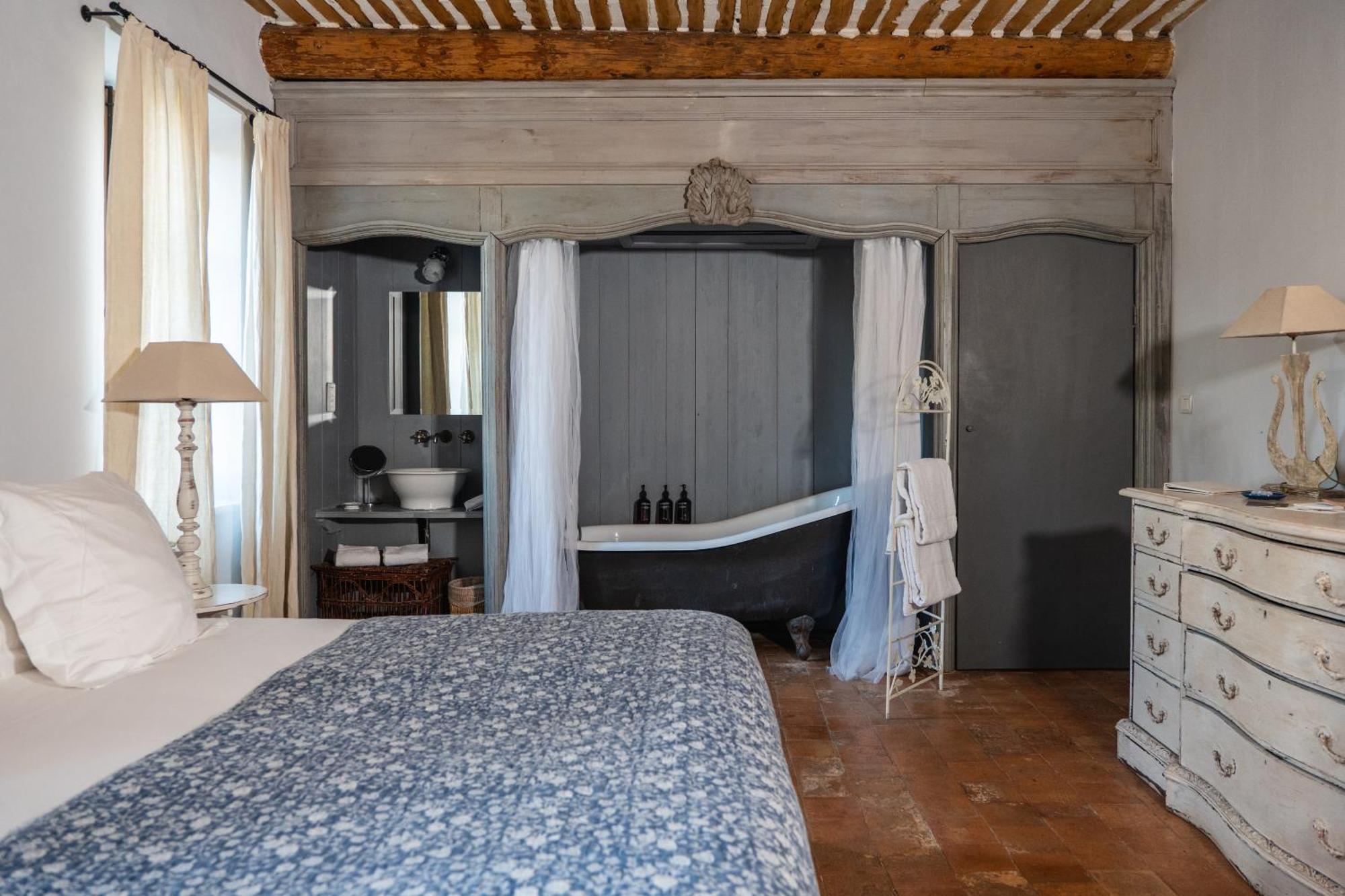 Le Galinier Lourmarin, A Beaumier Guesthouse Room photo